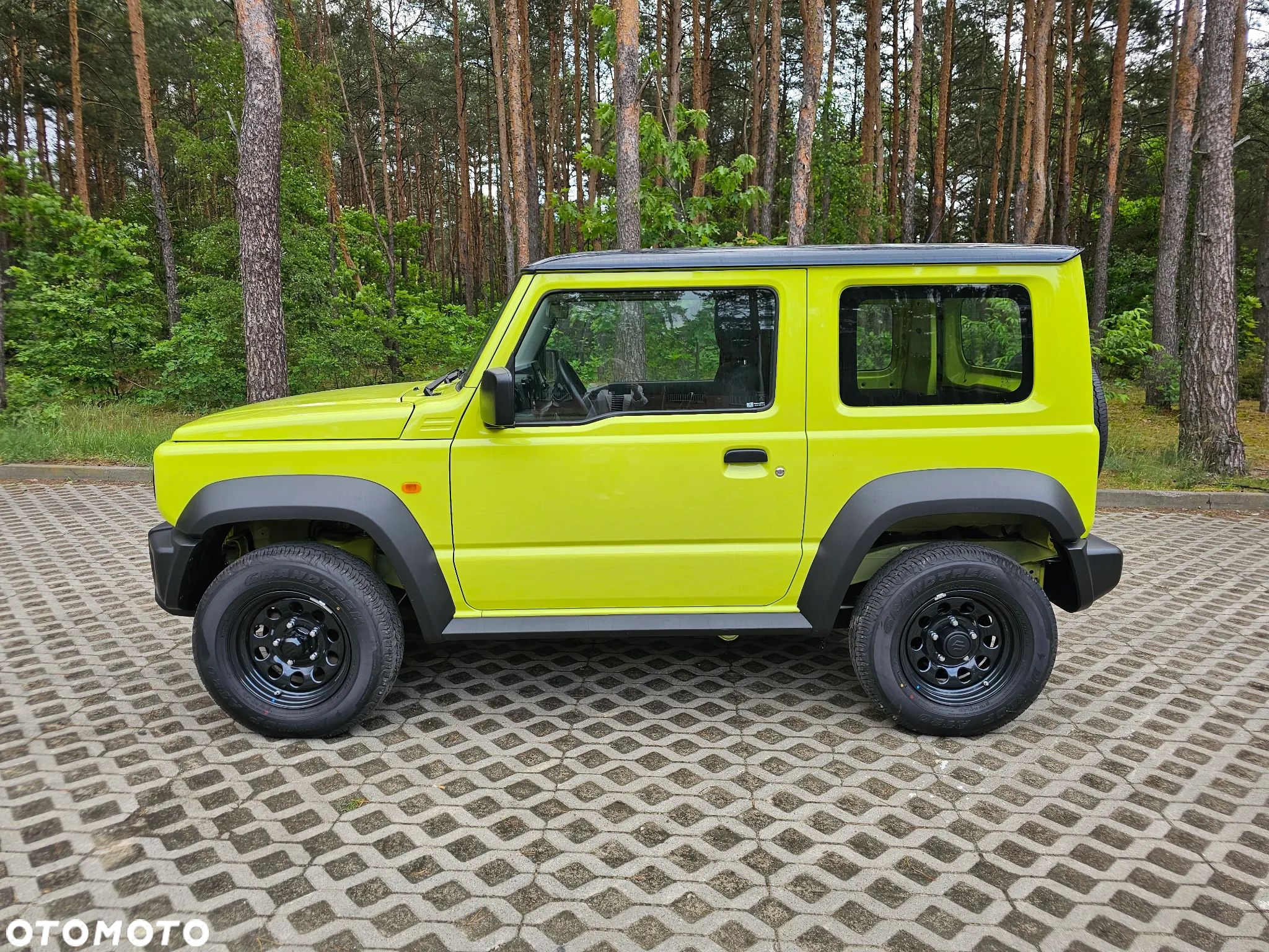 Suzuki Jimny 1.5 Pro - 1