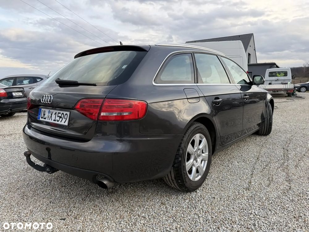 Audi A4 Avant 2.0 TFSI Attraction - 5