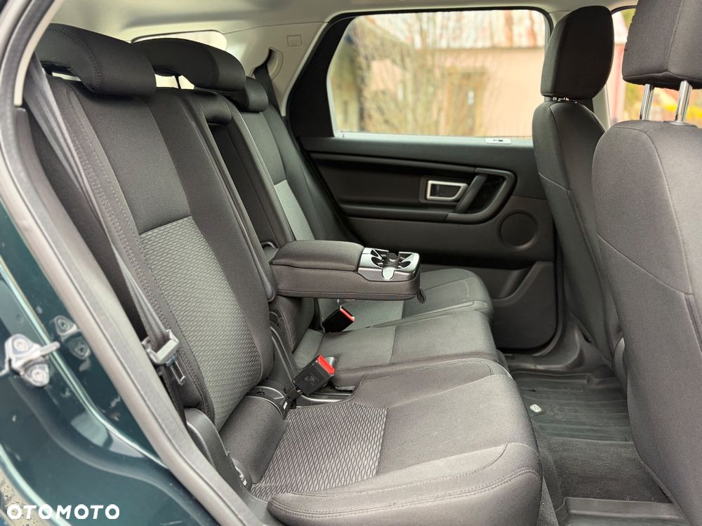 Land Rover Discovery Sport - 22