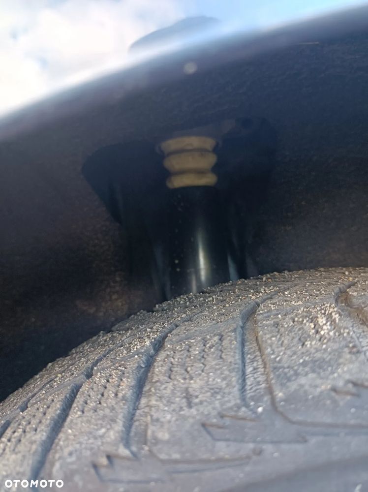 Volkswagen Jetta 1.9 TDI Comfortline - 7
