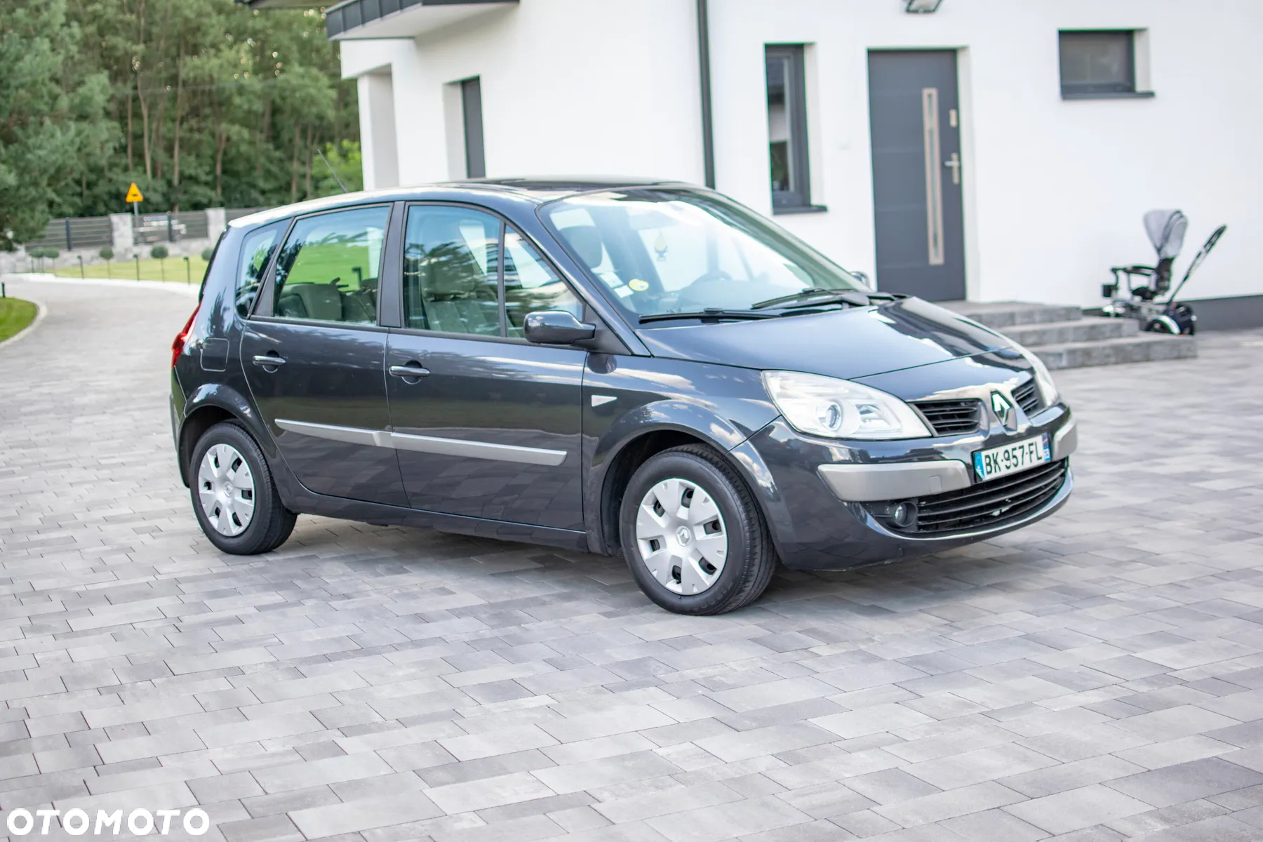 Renault Scenic - 8