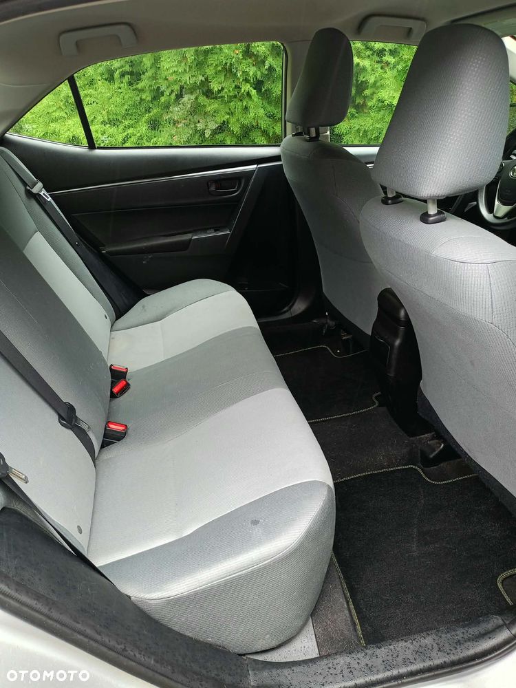 Toyota Corolla - 9