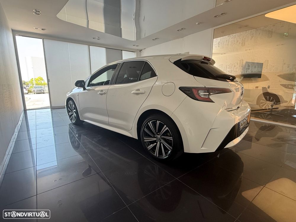 Toyota Corolla 1.8 Hybrid Square Collection - 4