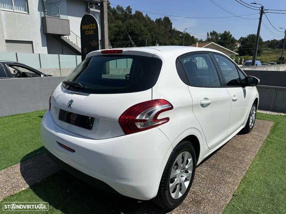 Peugeot 208 hdi active - 9