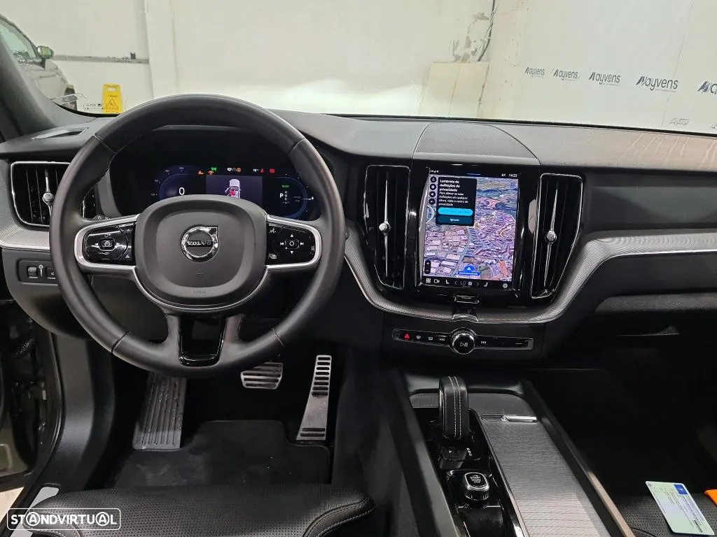 Volvo XC 60 2.0 T6 PHEV R-Design AWD - 5