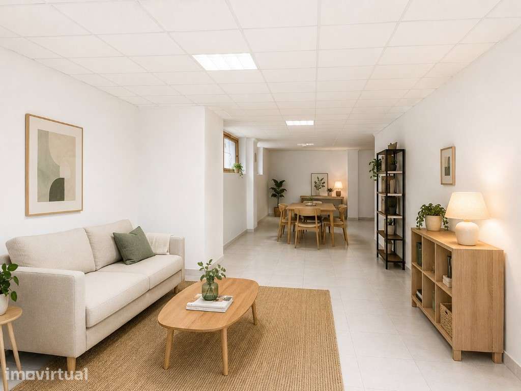 Espaço versátil com 125 m²: ideal para habitação ou serviços - Grande imagem: 2/26