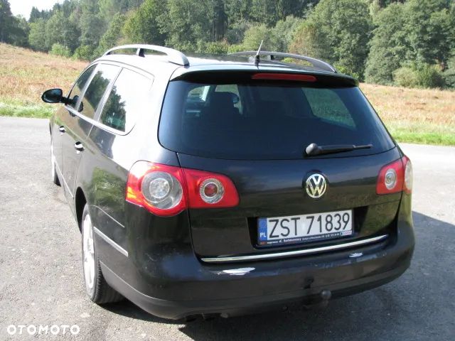 Volkswagen Passat 1.9 TDI Comfortline - 4