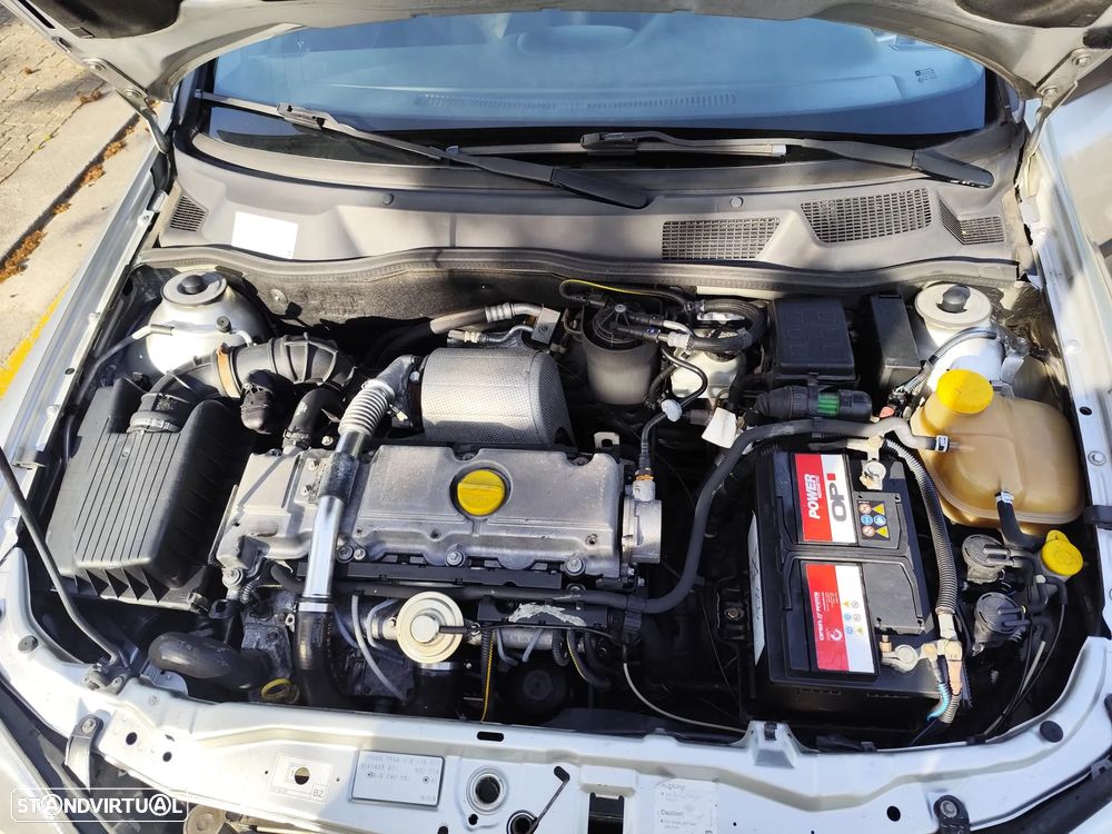 Opel Astra 2.0 Di 100 - 12