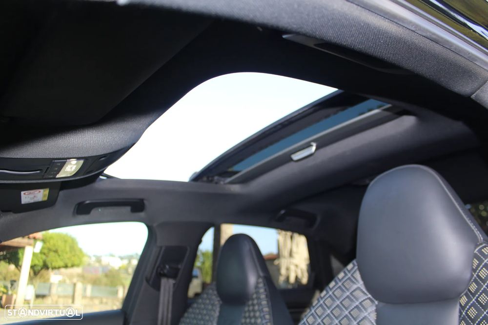 Audi RS3 Limousine - 12