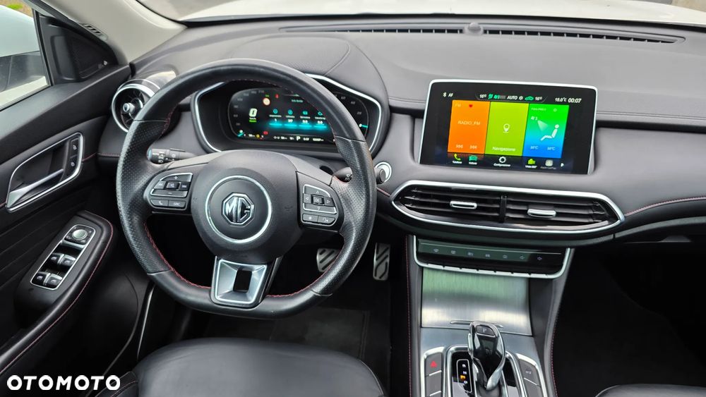 MG HS PHEV Luxury - 15
