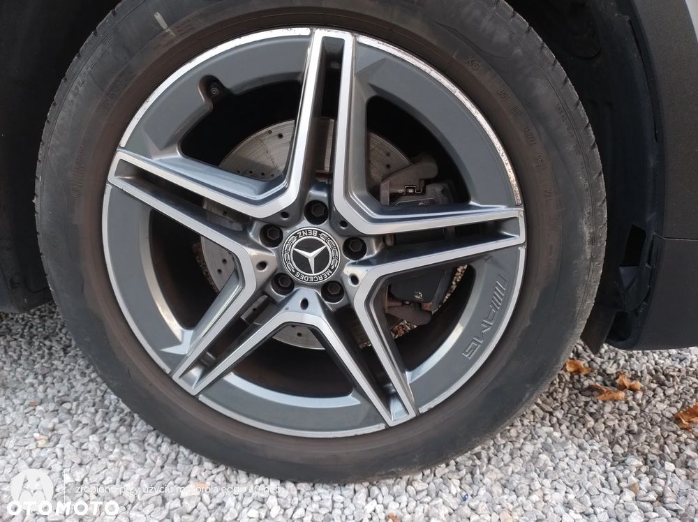 Mercedes-Benz GLB 200 d 4-Matic AMG Line 8G-DCT - 31