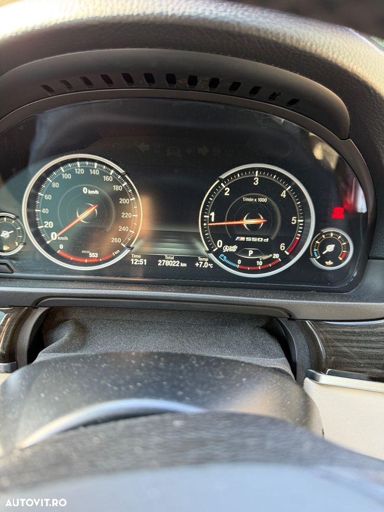 BMW Seria 5 520d Aut. Luxury Line - 8