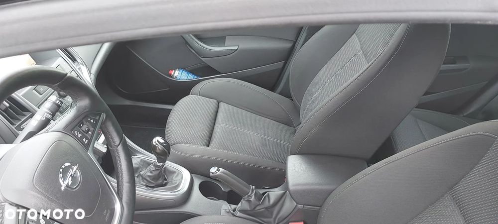 Opel Astra 1.4 Turbo Sport - 19
