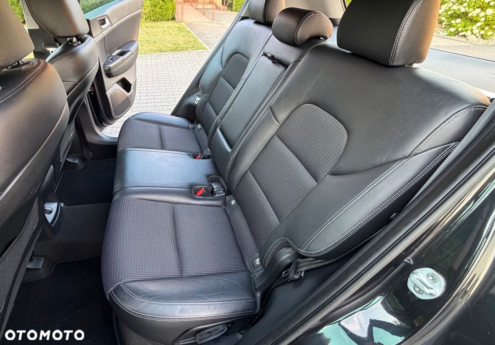 Kia Sportage 2,0 CRDI AWD Spirit - 39