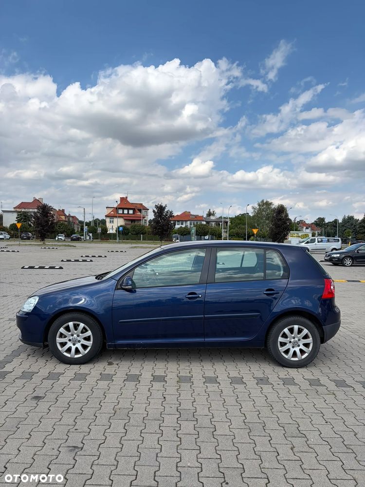 Volkswagen Golf 1.6 Comfortline - 5