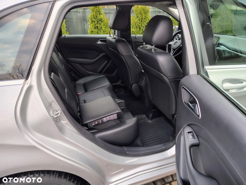 Mercedes-Benz Klasa B 180 (CDI) d 7G-DCT - 15
