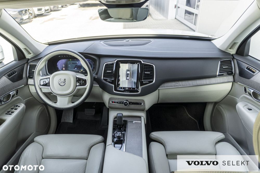 Volvo XC 90 - 23