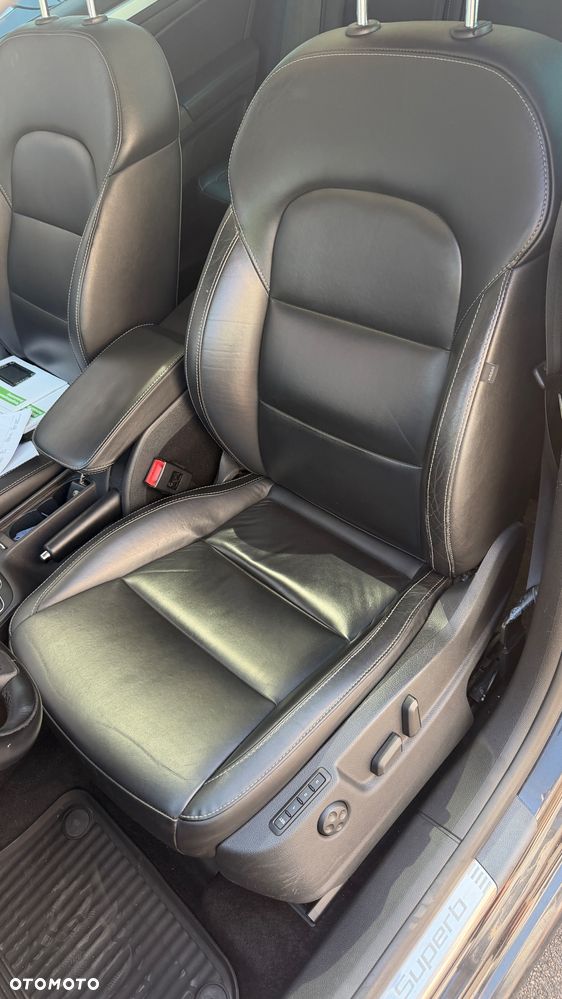 Skoda Superb 2.0 TDI 4x4 Elegance DSG - 18
