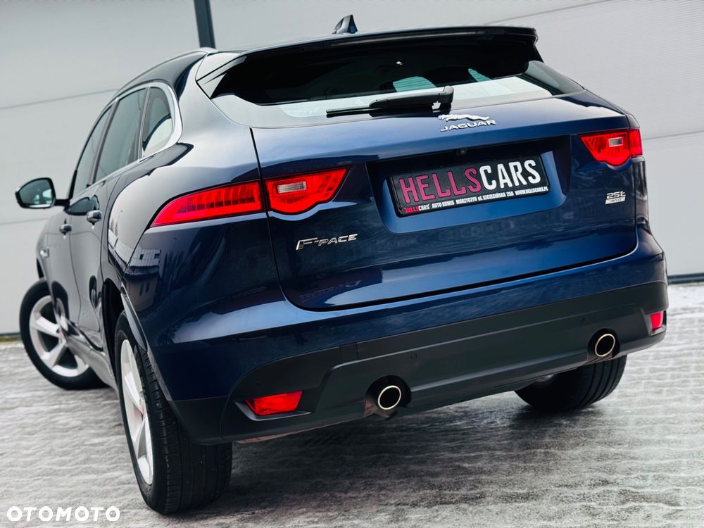 Jaguar F-Pace 25t AWD Prestige - 13