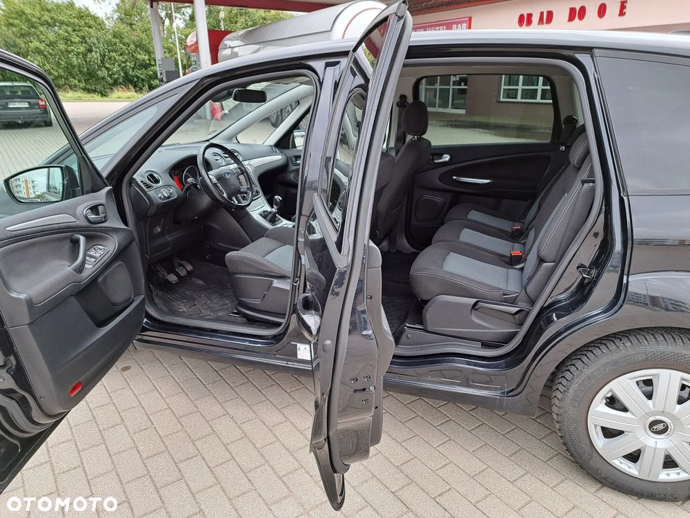 Ford S-Max 2011