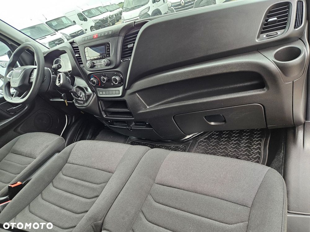 Iveco 35s14 DoKa *99999zł NETTO* 2.3HPi/136KM - 25
