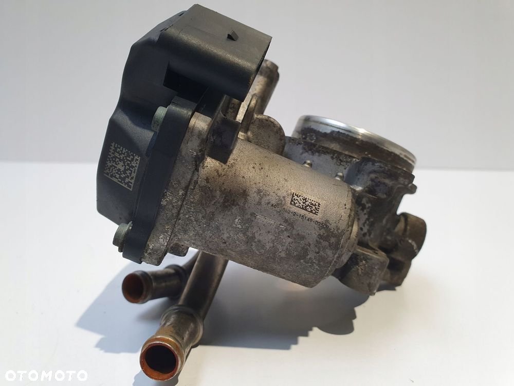 PRZEPUSTNICA Skoda Octavia III 1.6 TDI _ 04L128063P 04L128059K - 6