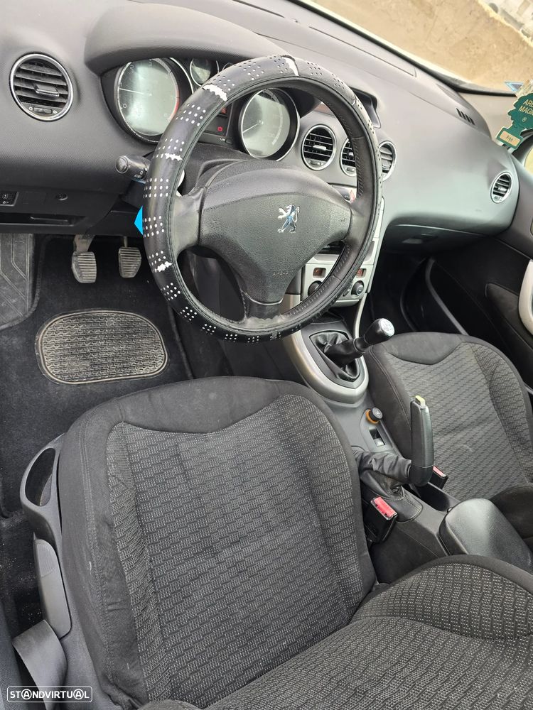 Peugeot 308 SW 1.6 HDi Premium - 8