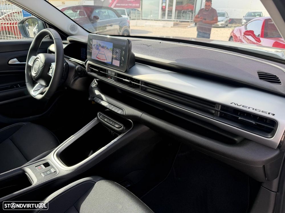 Jeep Avenger 1.2 e-Hybrid Altitude DCT - 15
