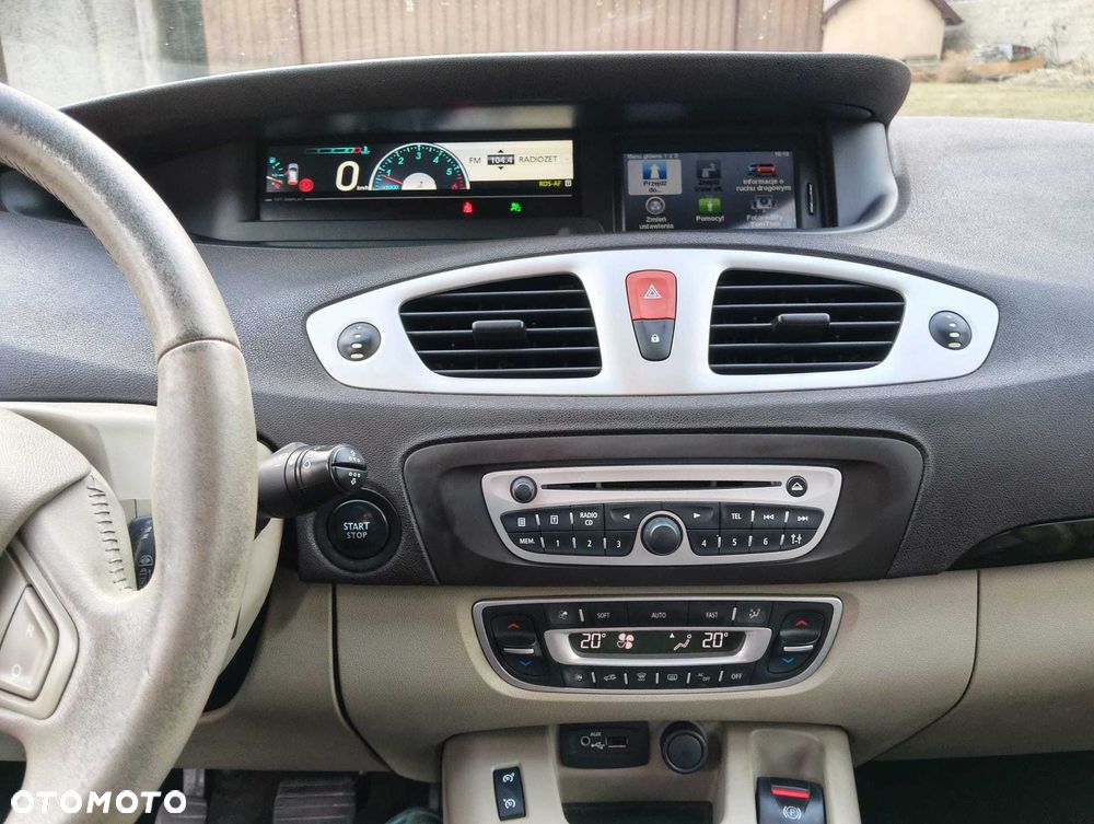 Renault Scenic - 8