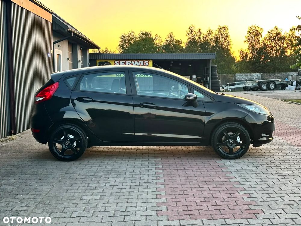Ford Fiesta 1.25 Titanium EU5 - 11
