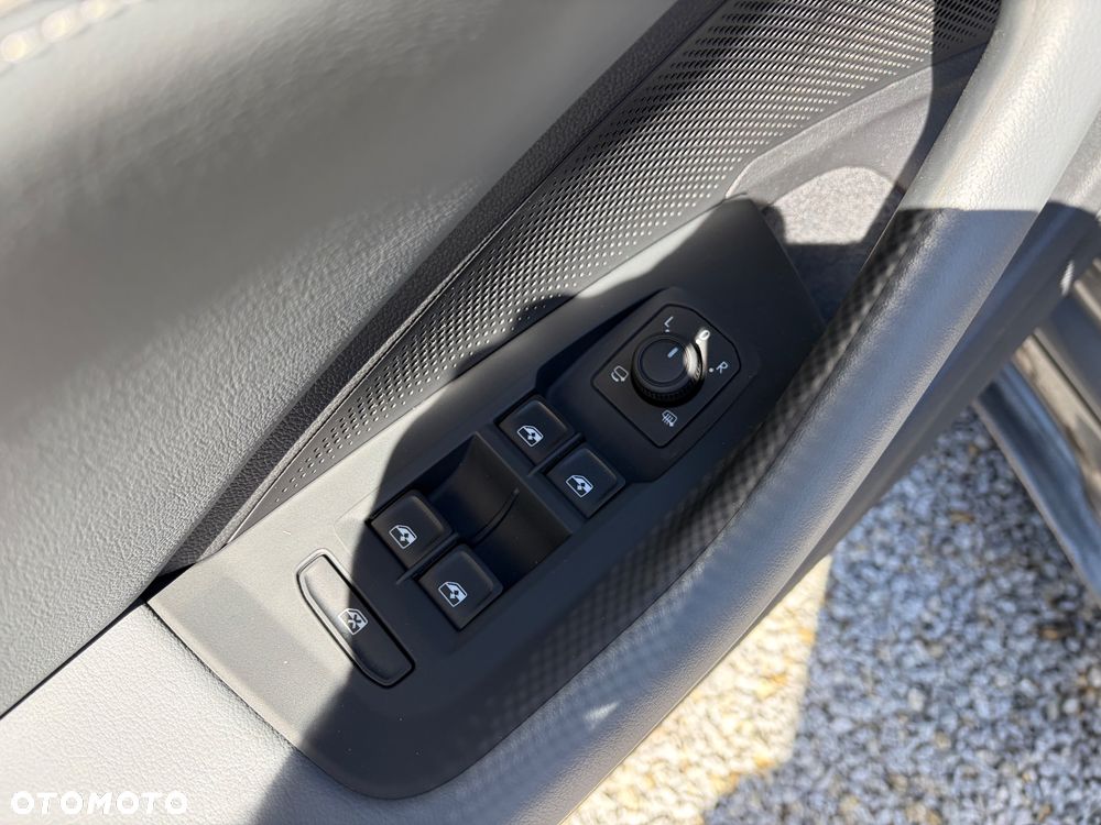 Volkswagen Passat 2.0 TDI SCR DSG Business - 15