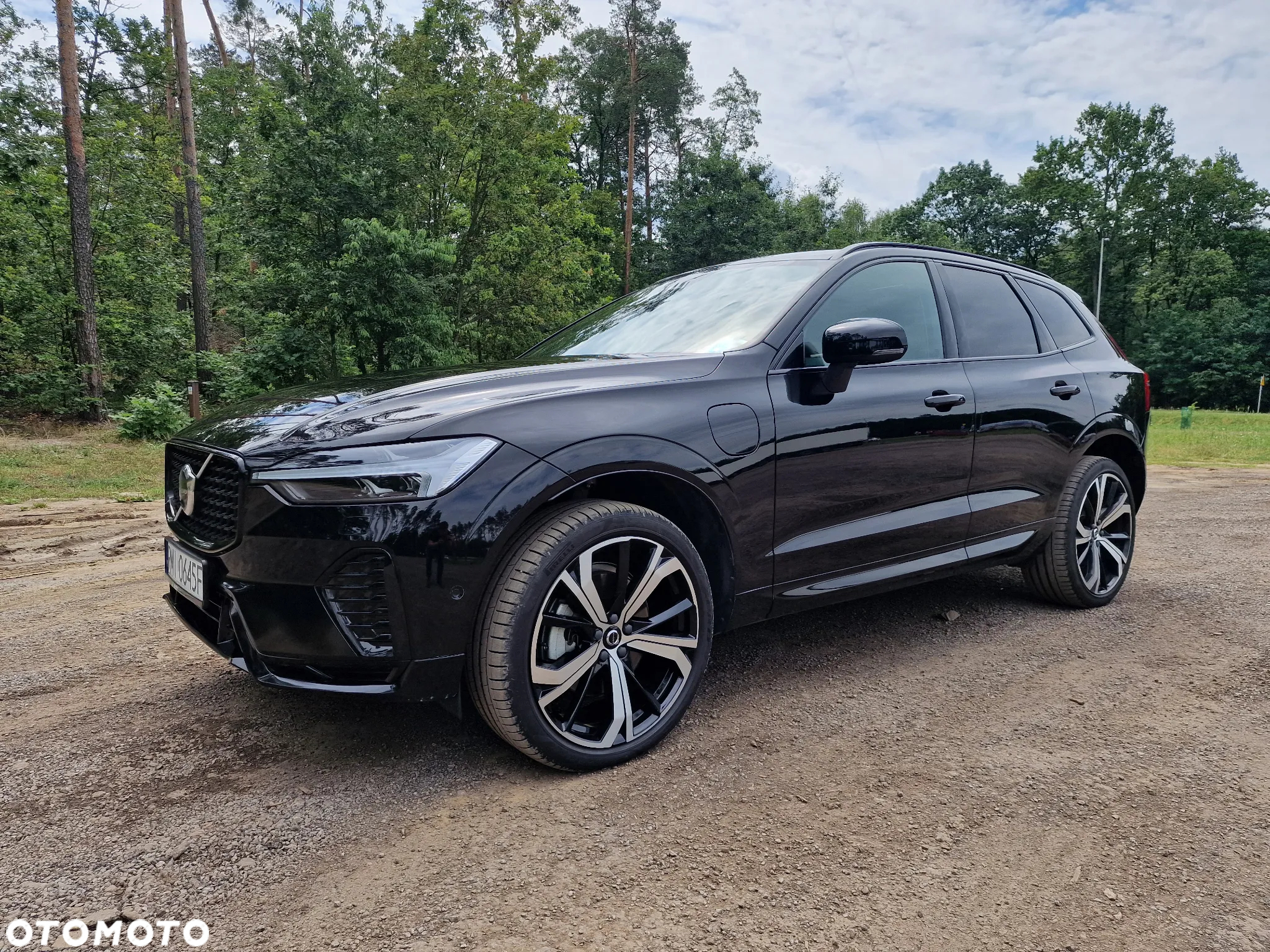 Volvo XC 60 T8 Plug-In Hybrid AWD R-Design - 2