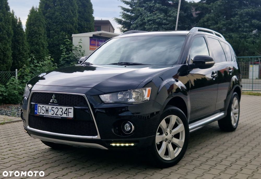 Mitsubishi Outlander 2.0 Intense + 2WD EU5 - 1