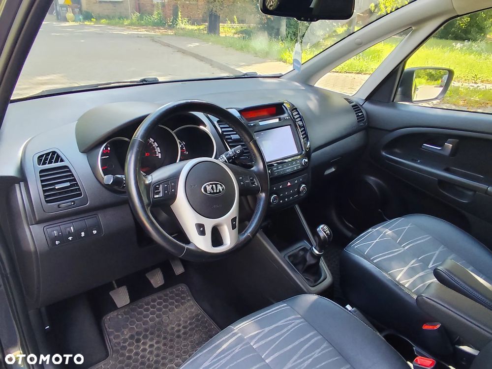 Kia Venga 1.4 Business Line - 16
