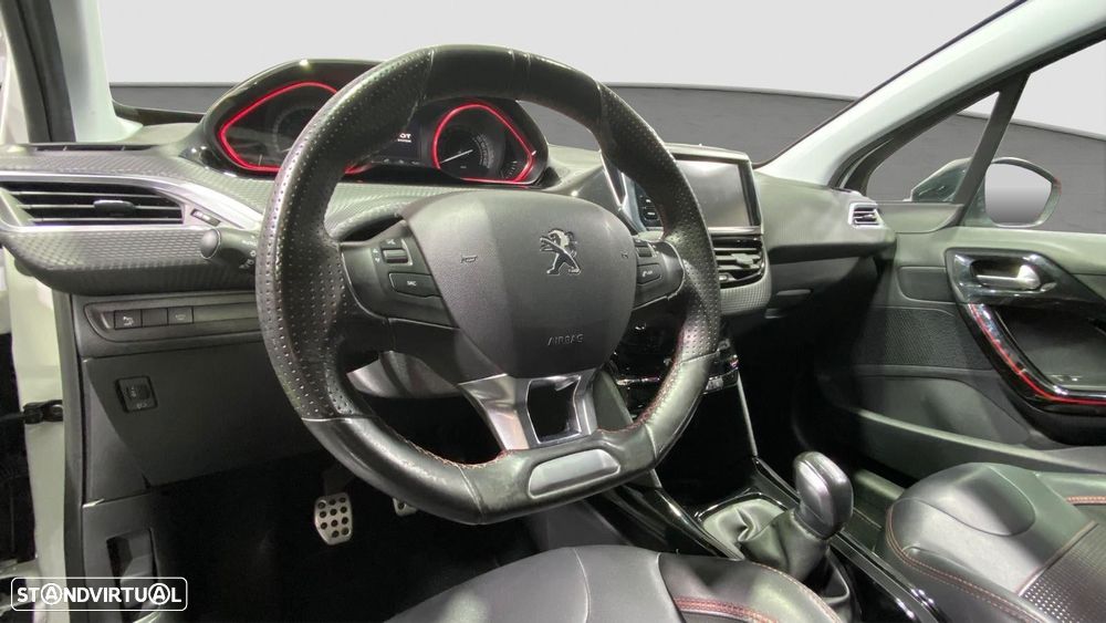 Peugeot 2008 1.2 PureTech GT Line EAT6 - 6