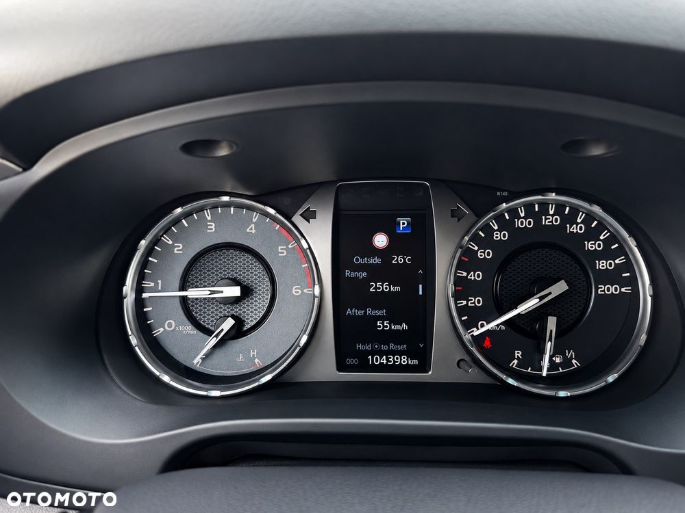 Toyota Hilux 2.8 D-4D Double Cab SR5+ 4x4 - 6