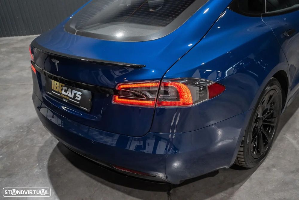Tesla Model S 75 - 44
