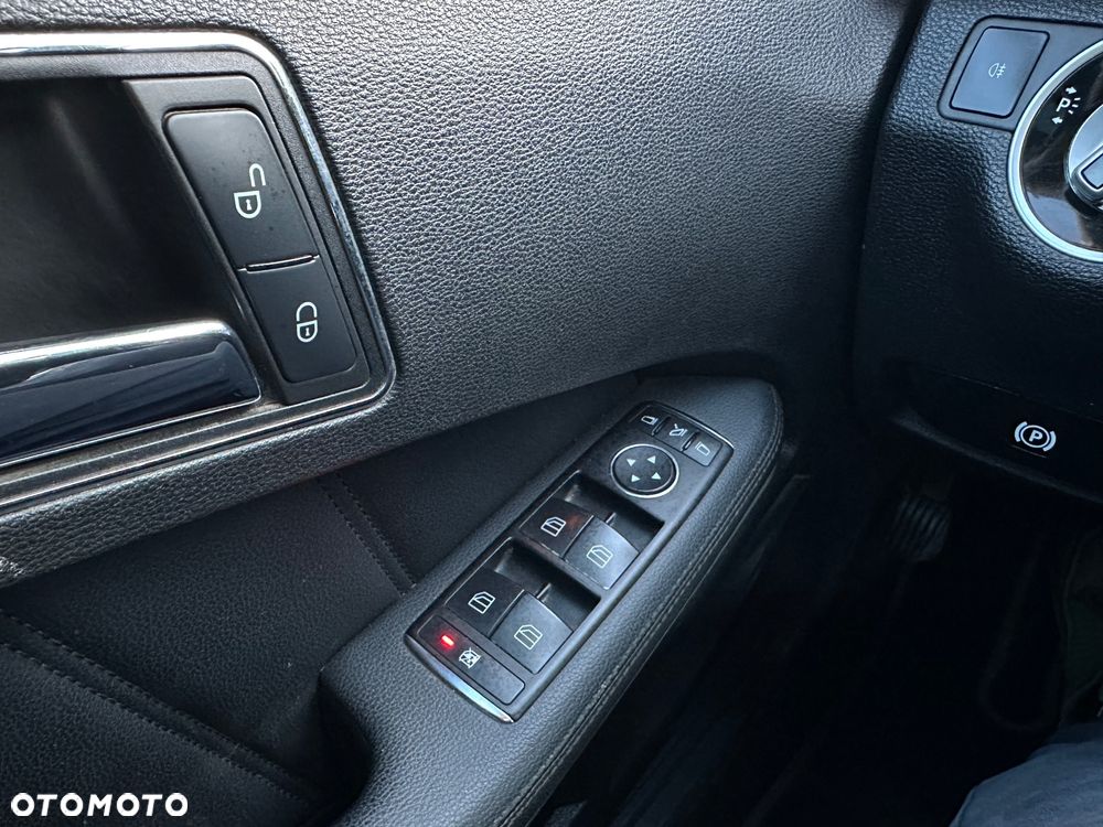 Mercedes-Benz Klasa E 350 CDI 4-Matic BlueEff Avantgarde - 15