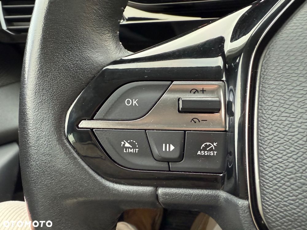 Peugeot 308 1.5 BlueHDi Active Pack S&S - 18