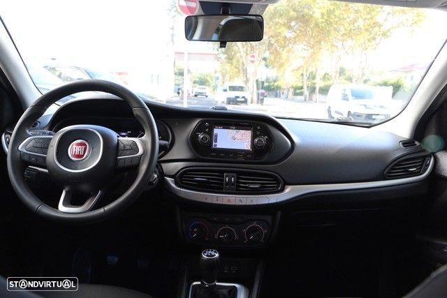 Fiat Tipo Station Wagon 1.3 M-Jet Lounge - 10