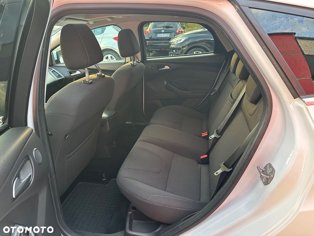 Ford Focus 1.0 EcoBoost Edition - 27