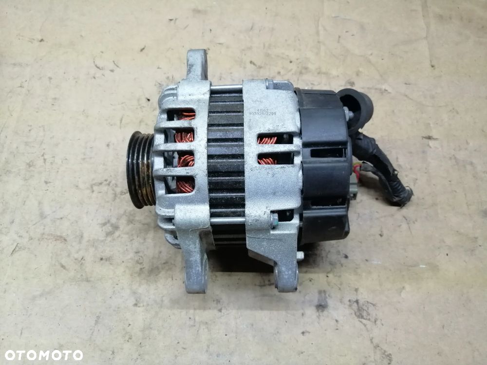 Kia Picanto 1.1 alternator - 3