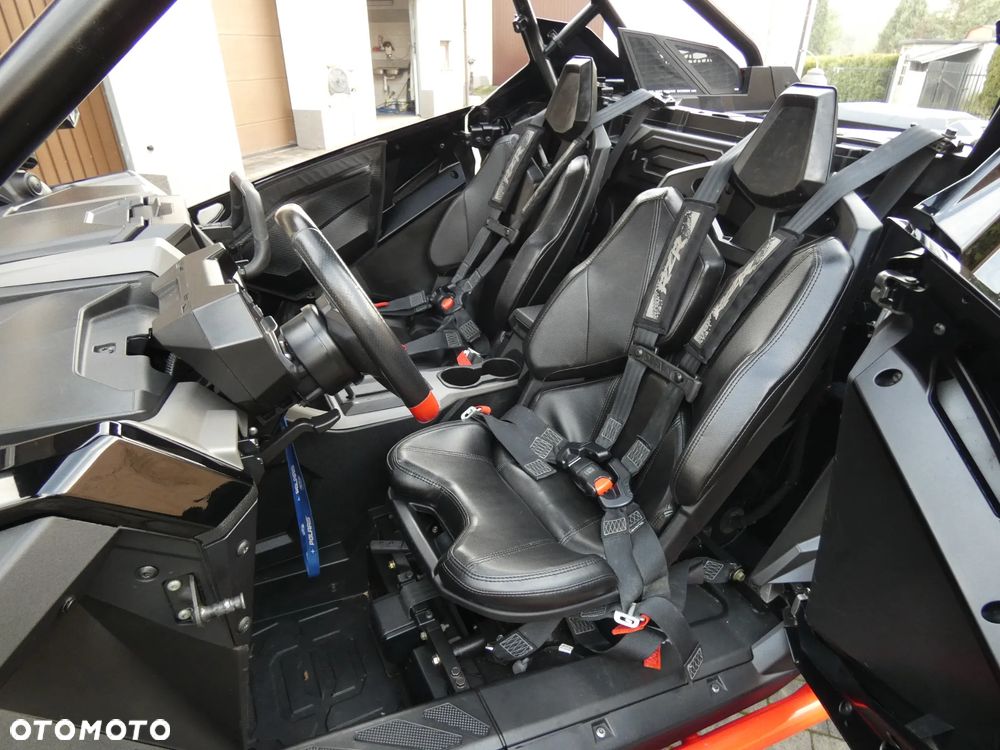 Polaris RZR - 37