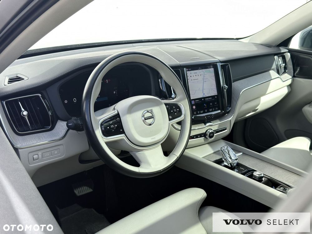 Volvo XC 60 - 22