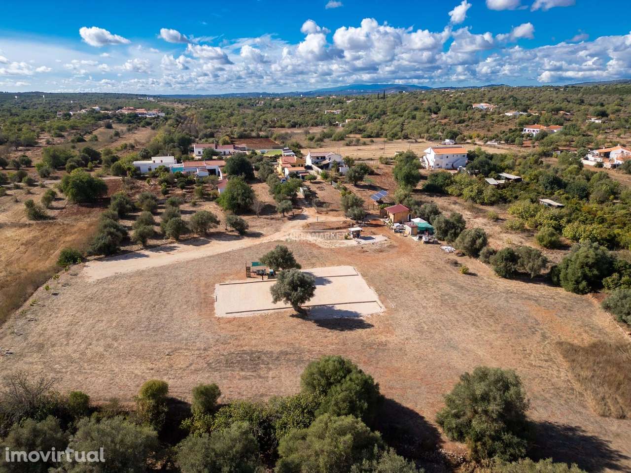 Terreno rústico com 8.280 m² com furo de água situado na Ribeira de Al - Grande imagem: 2/26