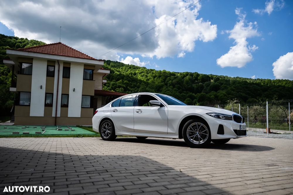 BMW Seria 3 330i Aut. Luxury Line - 21