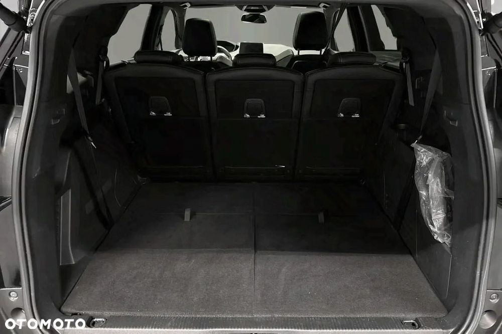 Peugeot 5008 - 5