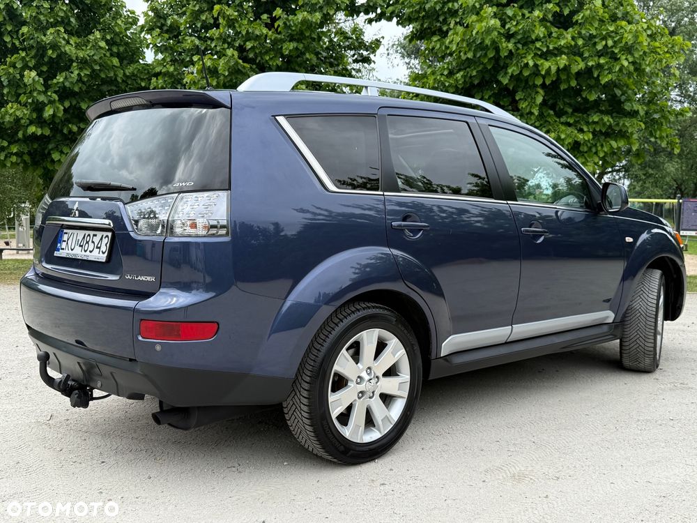 Mitsubishi Outlander 2.4 4WD CVT Intense - 12