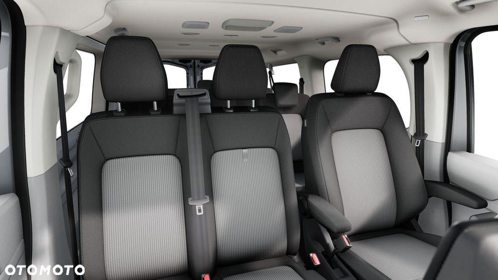 Volkswagen Caravelle - 10