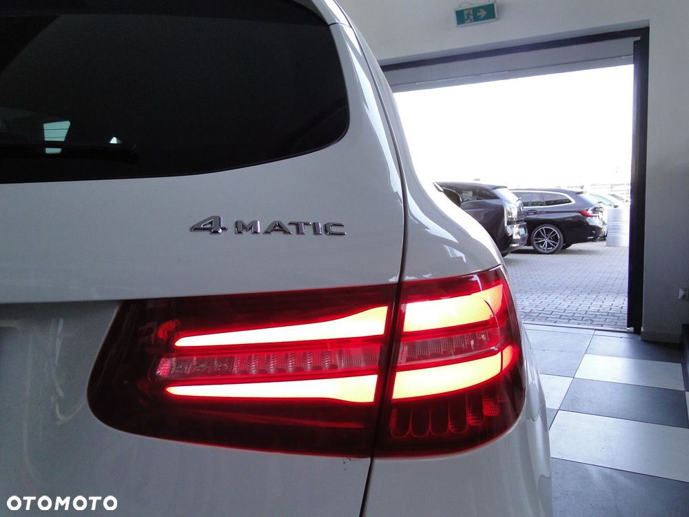 Mercedes-Benz GLC - 9